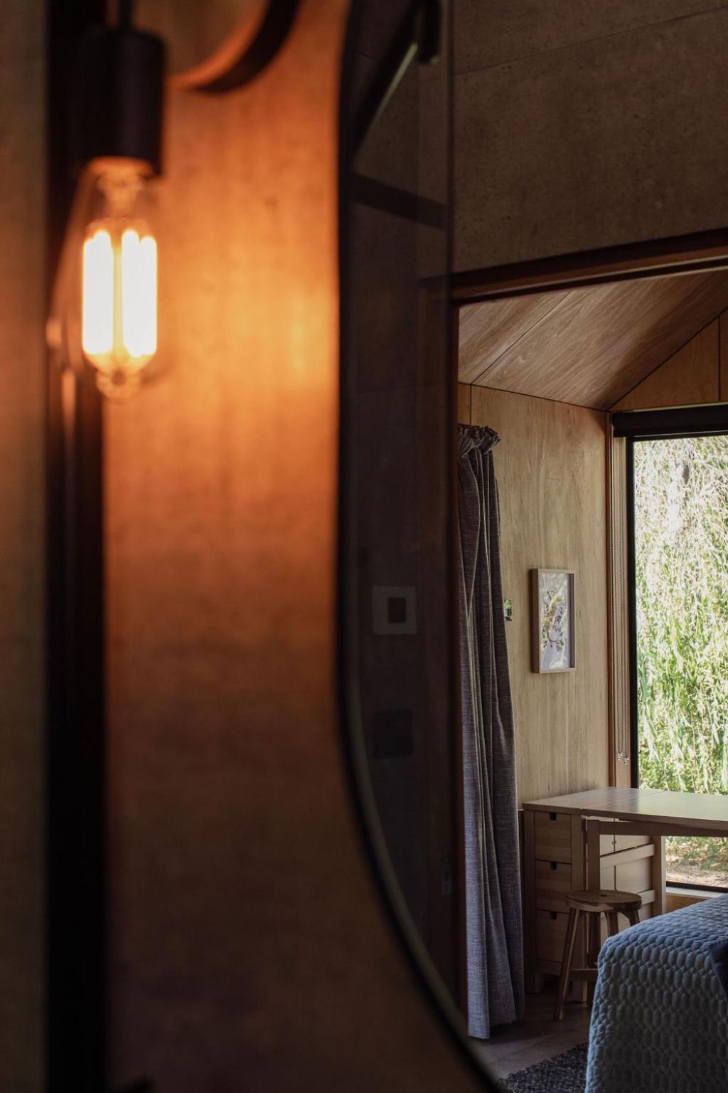 Bicheno Garden Cottages Екстер'єр фото